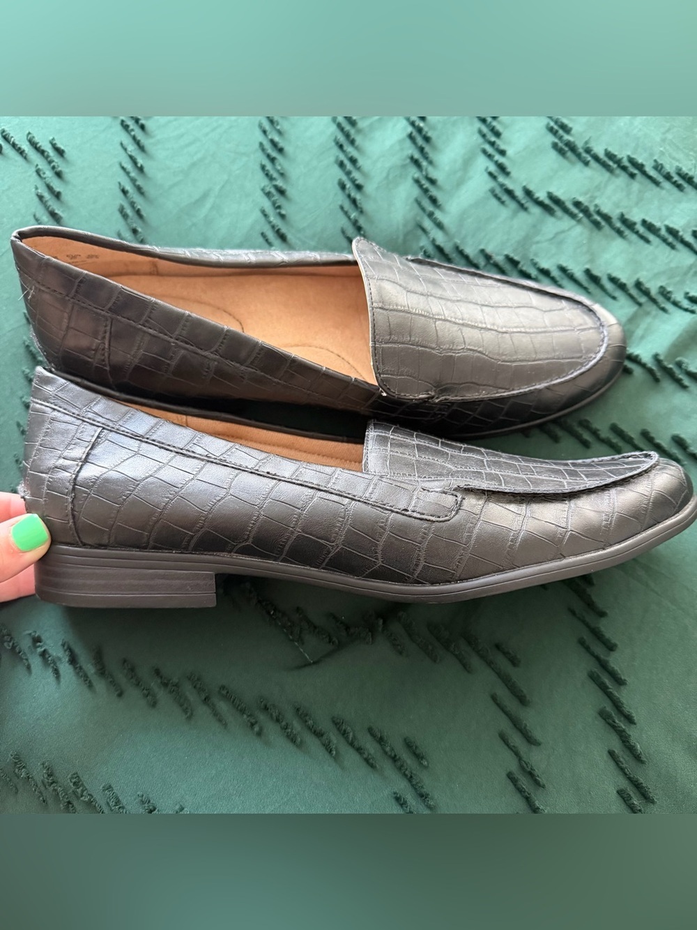 LifeStride Margot Black Croc-Embossed Slip-On Loafers Size 9- NEW!